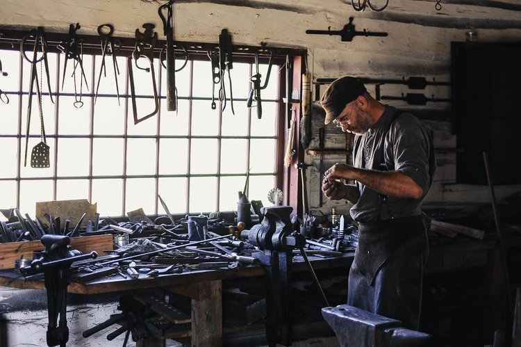 The 5 Best Bench Vise For The Job